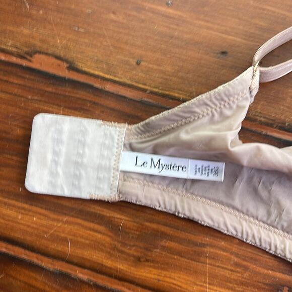 Le Mystere underwire lightly lined bra s 36C - Picture 4 of 4